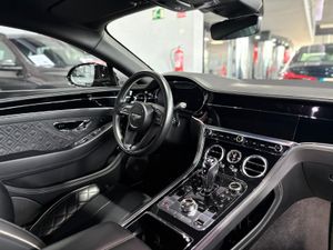Bentley Continental GT W12 · Mulliner · First Edition · Blackline* *   - Foto 15