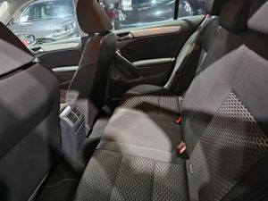 Volkswagen Golf 2.0TDI 1150V SPORT   - Foto 15