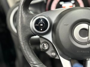 Smart Fortwo EQ fortwo cabrio Ushuaïa 087/100 brabus  - Foto 18