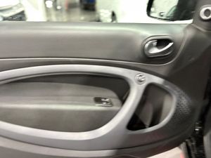 Smart Fortwo EQ fortwo cabrio Ushuaïa 087/100 brabus  - Foto 40