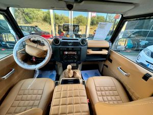 Land-Rover Defender 110  - Foto 8