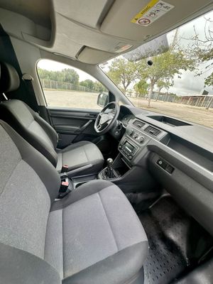 Volkswagen Caddy Profesional Furgon 2.0 TDI 55kW BMT  - Foto 6