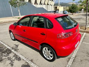 Seat Ibiza TDI 80CV Reference  - Foto 5