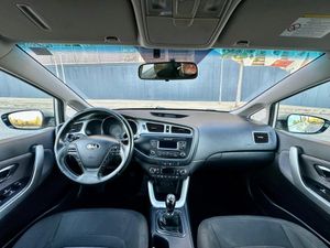 Kia Ceed  1.4 CRDi WGT 90cv Drive  - Foto 7