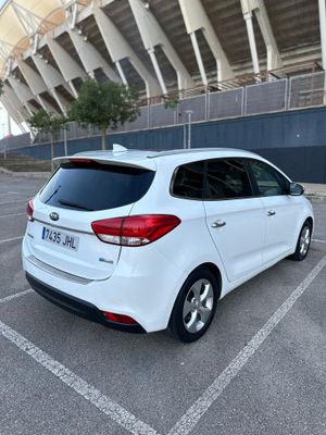 Kia Carens 1.7 CRDi VGT 141CV Emotion EcoD 7pl 16  - Foto 4