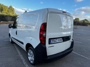 Opel Combo Cargo 1.3 CDTI  - Foto 10