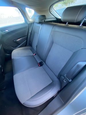 Opel Astra 1.7 CDTI 110CV  - Foto 8