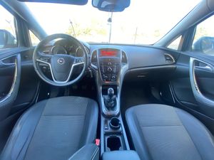 Opel Astra 1.7 CDTI 110CV  - Foto 7