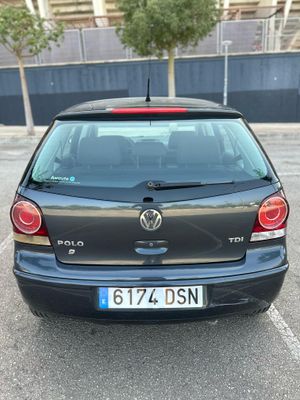 Volkswagen Polo 1.4 68CV  - Foto 8