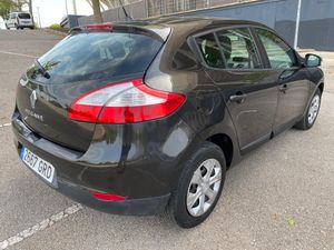 Renault Megane 100CV 1.6  - Foto 4