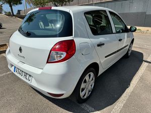 Renault Clio 1.2 75CV  - Foto 4