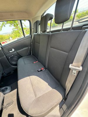 Renault Clio 1.2 75CV  - Foto 8