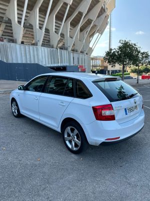Skoda Rapid 1.6 90CV  - Foto 3