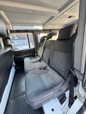 Land-Rover Defender 110 TD4 122CV  - Foto 8