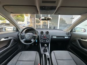 Audi A3 1.9 TDI 105CV  - Foto 6