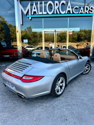 Porsche 911 CARRERA 4  - Foto 4