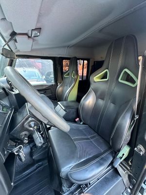 Land-Rover Defender 110 2.4 TDCI 4WD 122CV  - Foto 11