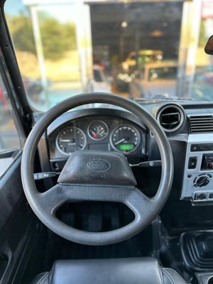 Land-Rover Defender 110 2.4 TDCI 4WD 122CV  - Foto 7