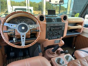 Land-Rover Defender 90  - Foto 5