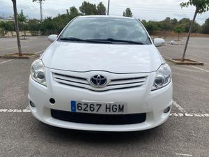 Toyota Auris 1.4  - Foto 6