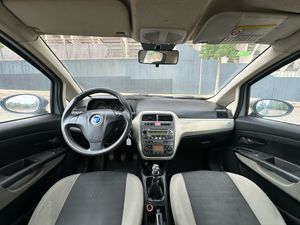 Fiat Punto 1.4  - Foto 7