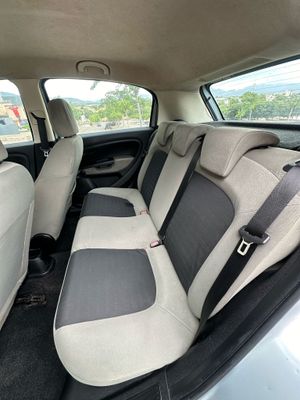 Fiat Punto 1.4  - Foto 8