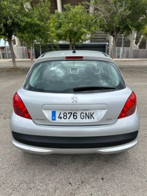 Peugeot 207 1.4  - Foto 5