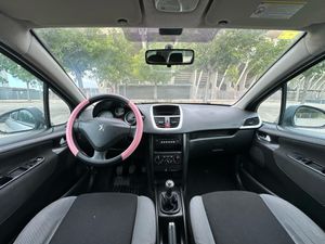 Peugeot 207 1.4  - Foto 7