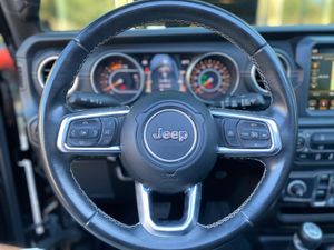 Jeep Wrangler JL  - Foto 11