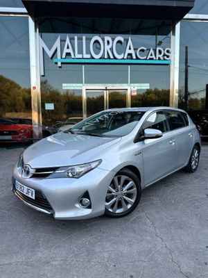 Toyota Auris 1.8  - Foto 2