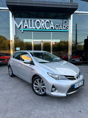 Toyota Auris 1.8  - Foto 3