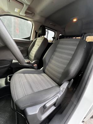 Opel Combo 1.5  - Foto 11