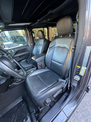 Jeep Wrangler UNLIMITED RUBICÓN 4XE  - Foto 7