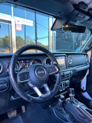 Jeep Wrangler SAHARA  - Foto 8