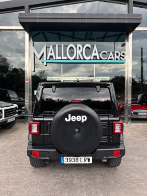 Jeep Wrangler Sahara  - Foto 6