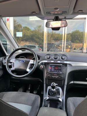 Ford Galaxy 2.0  - Foto 7