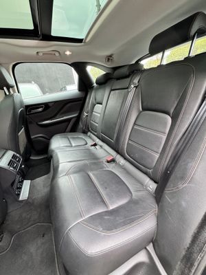 Jaguar F-Pace 2.0  - Foto 8