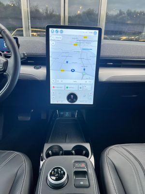 Ford Mustang Mach-E Eléctrico - Foto 12