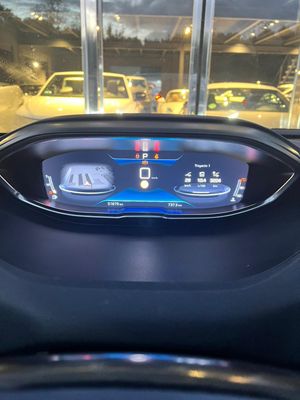 Peugeot 5008 1.2 - Foto 10
