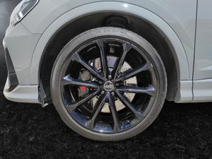 Audi Q3 RS 2.5 TFSI quattro - Foto 16