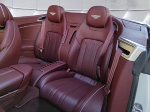 Bentley Continental GT GT V8 Convertible - Foto 15