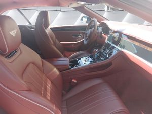 Bentley Continental GT GT V8 Convertible - Foto 14