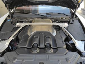 Bentley Continental GT GT V8 Convertible - Foto 17
