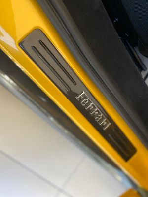Ferrari 296 GTB V6 Hybrid  - Foto 17