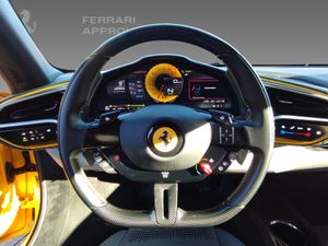 Ferrari 296 GTB V6 Hybrid  - Foto 11