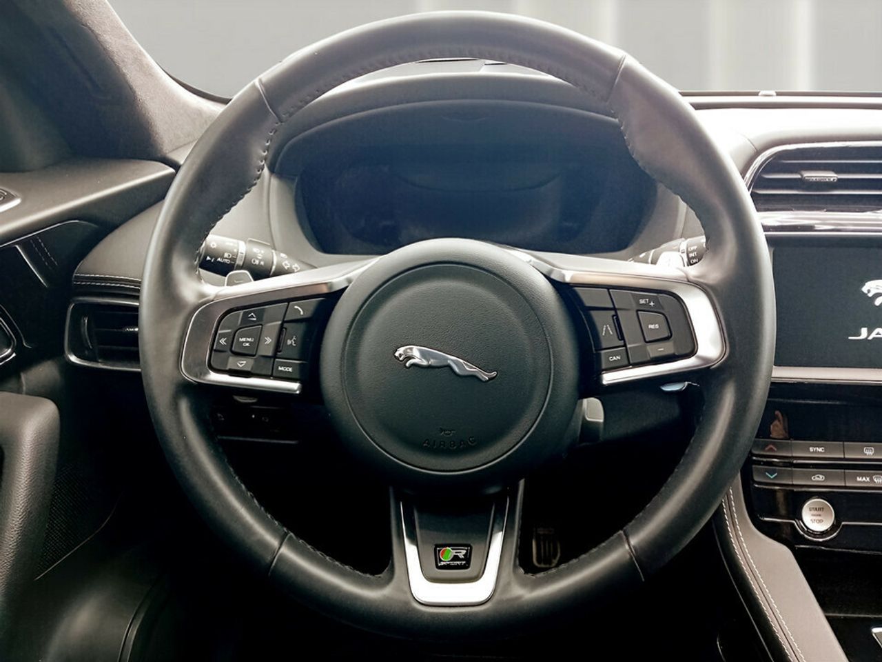 Jaguar F-Pace 2.0L i4D 132kW R-Sport Auto 180CV - Foto 9