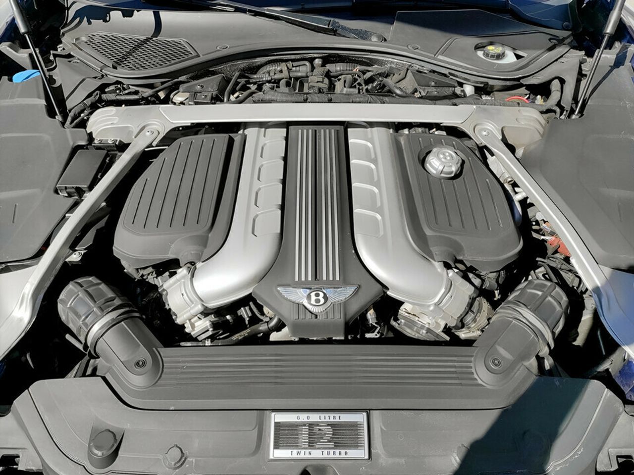 Bentley Continental GT GT W12 - Foto 18