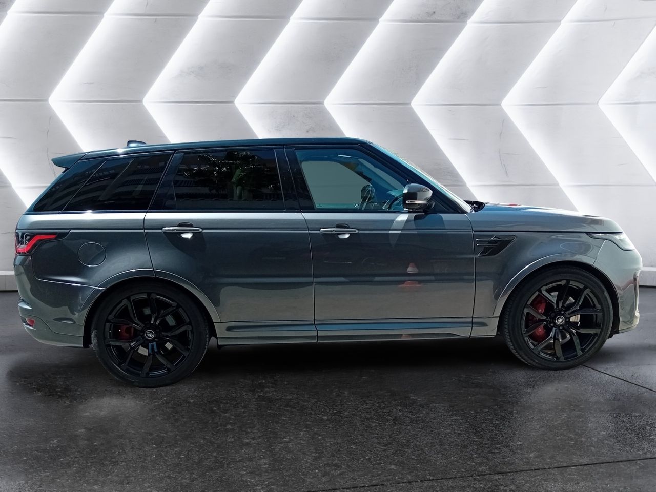 Land-Rover Range Rover Sport 5.0 V8 S/C 423kW (575CV) SVR - Foto 8
