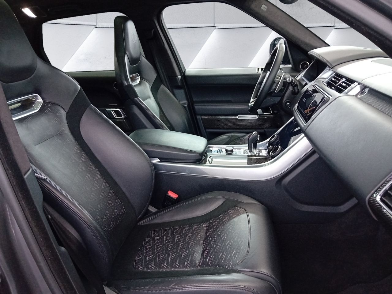 Land-Rover Range Rover Sport 5.0 V8 S/C 423kW (575CV) SVR - Foto 15