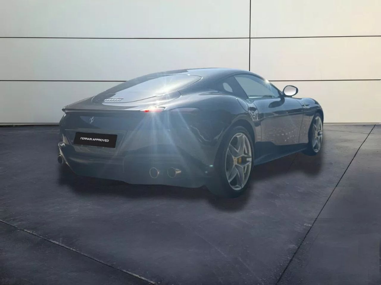 Ferrari Roma Coupé - Foto 3